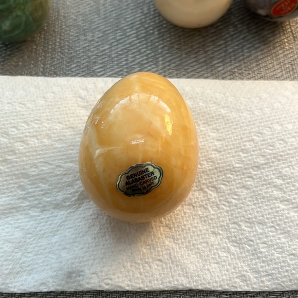 Genuine Alabaster Hand Carved Made in Italy Eggs - 4 - Picture 5 of 11
